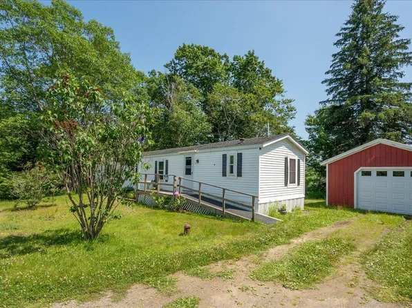 8 Headacre Farm Road, Owls Head, ME 04854