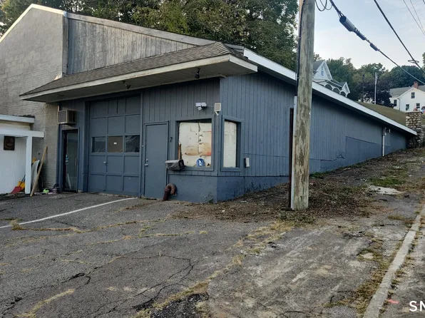 99 High Street, Winchester, CT 06098