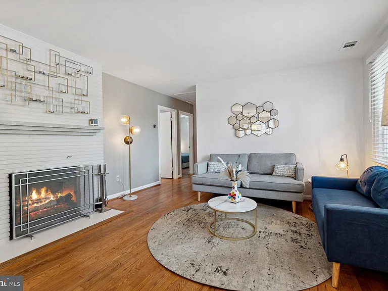 4914 Flint Dr — Photo 6
