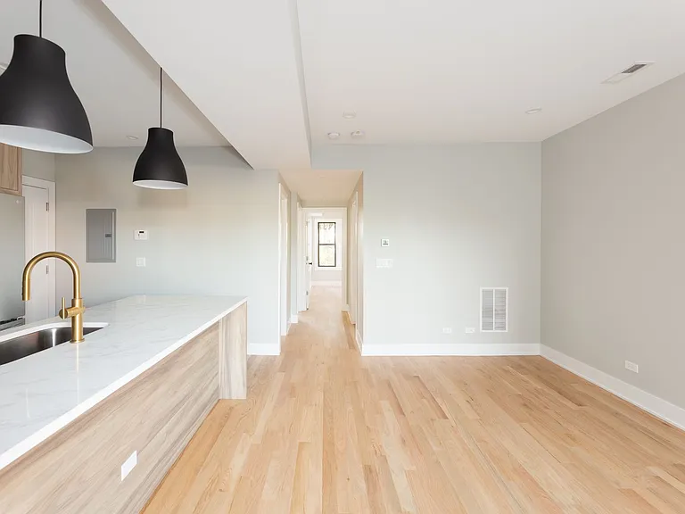 2455-57 W. Logan / 2535-41 N. Campbell — Photo 17