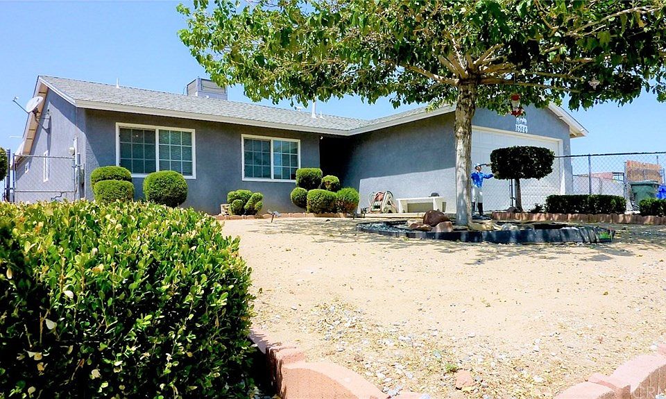 1st image of 16084 Calandria Way