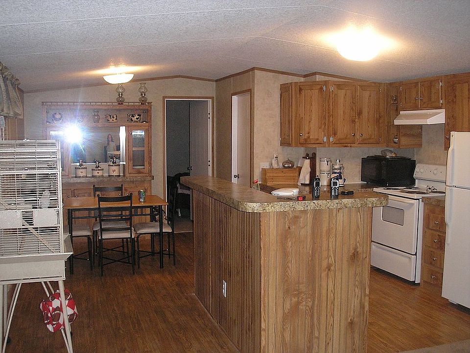 2nd image of 328 Woodhaven Dr