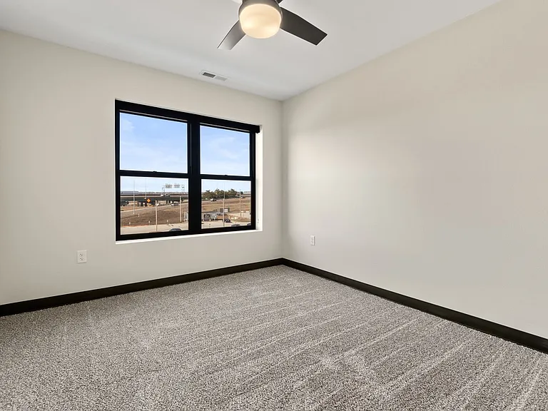 275 Lofts at Kingston Yard — Photo 26