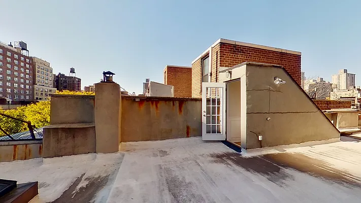 Sold by Compass | media 14