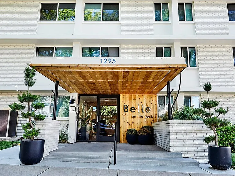 Belle on the Park — Photo 3