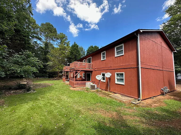 101 Mark Twain Cir — Photo 17