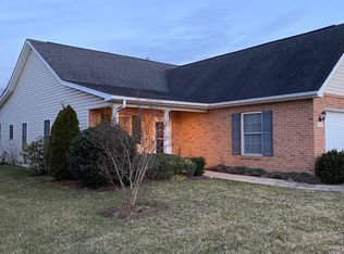 135 Spanish Oak Rd, Stephens City, VA 22655