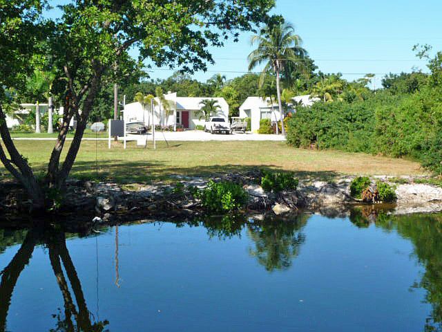 1st image of 0 N Coconut Palm Blvd
