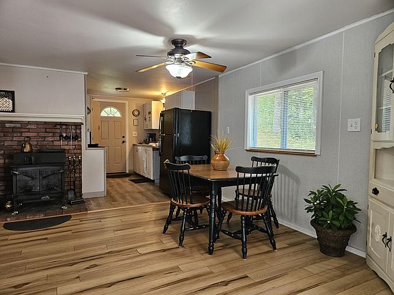 5th image of 200 Windsor Road