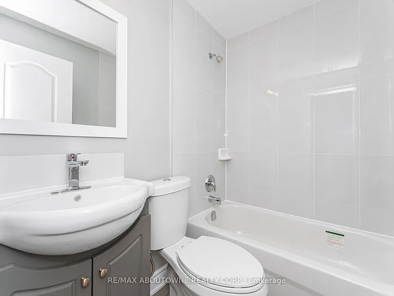 486 Holtby Ave #3 — Photo 14