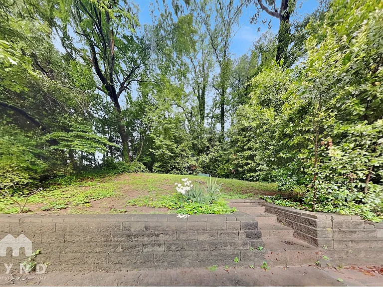 2570 Rolling View Dr SE — Photo 19