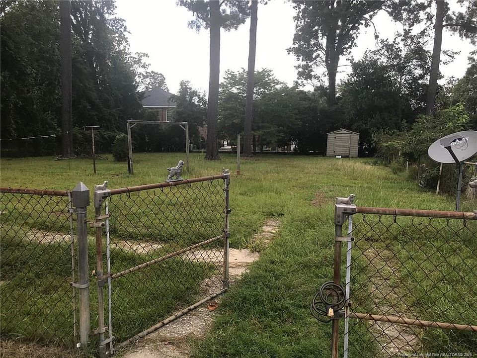 2nd image of 2738 Arlington Ave
