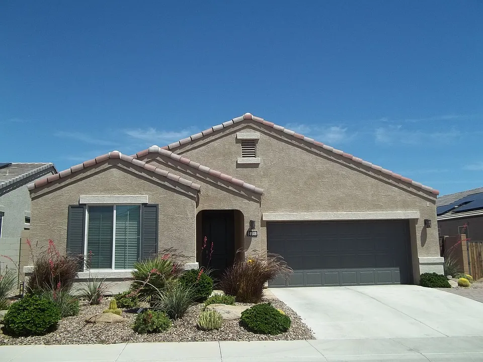 8508 W Rushmore Way