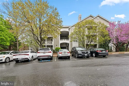 1708 Lake Shore Crest Dr #24 Photo 1