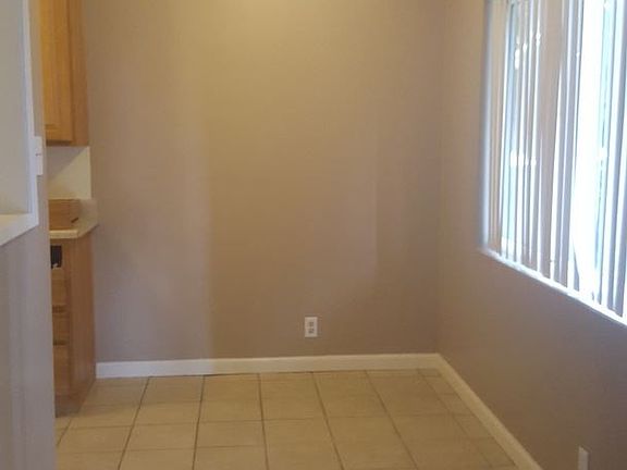 2nd image of 141 S Yale Ave APT 6