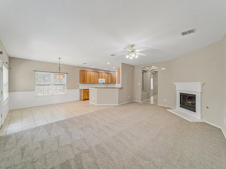 8162 Robertson Dr — Photo 18