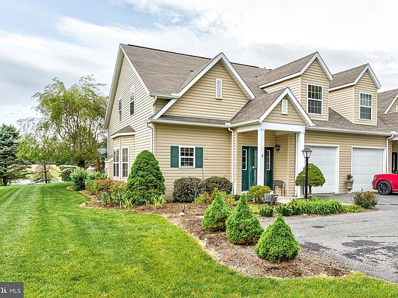 2nd image of 415 Stony Pointe Dr