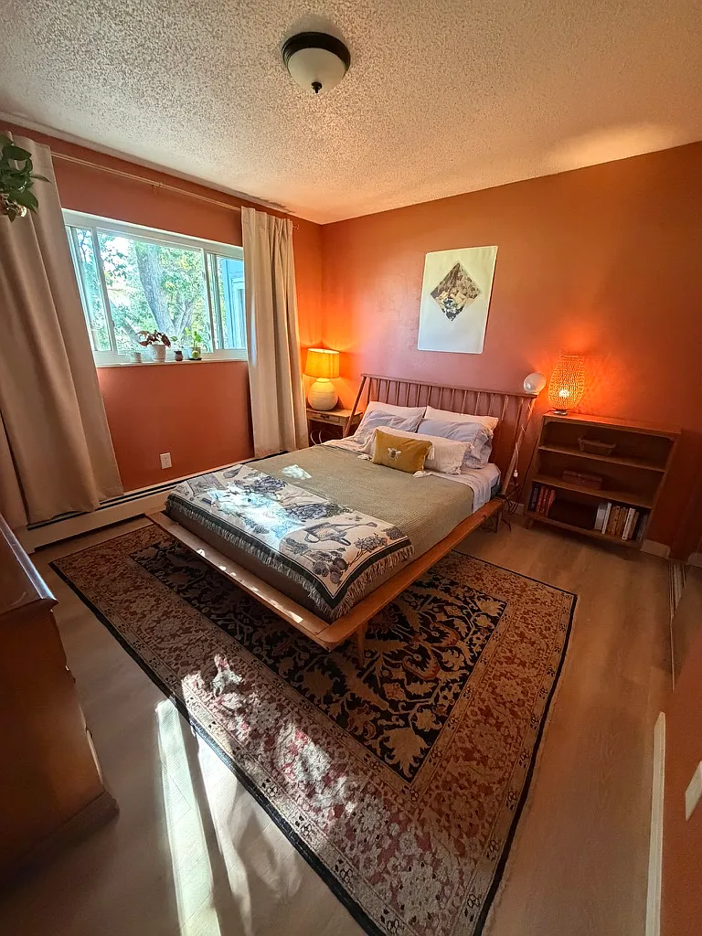 2 bed, 830 sqft, $2,100 — Photo 3