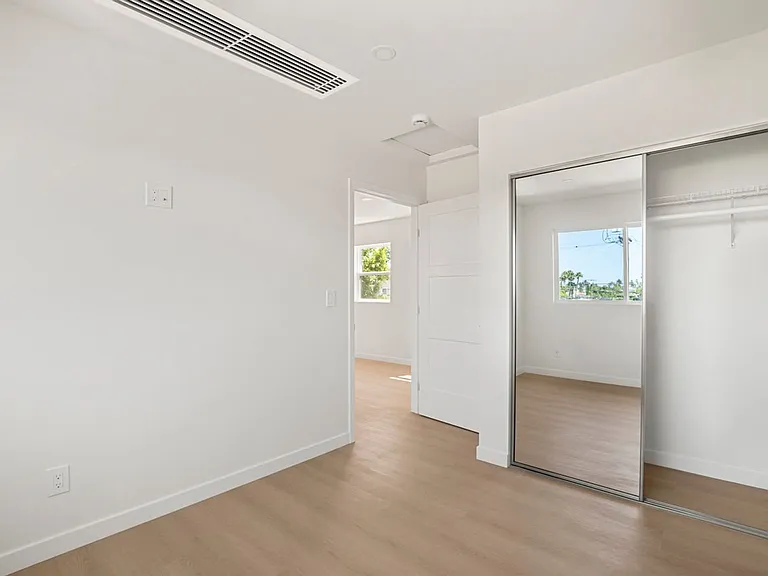 4586-4590 Arizona St #4590 ARIZONA ST A — Photo 6