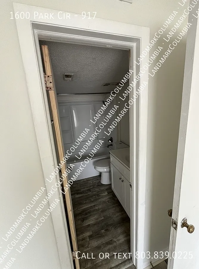 2 bed, 700 sqft, $1,300 — Photo 4
