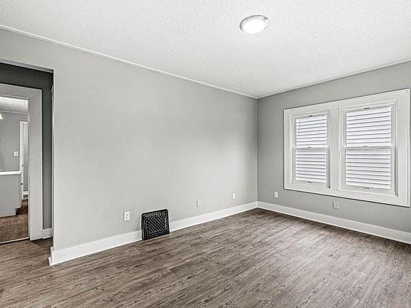 5th image of 1220 Garden St