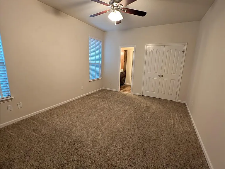 14156 Shadow Bay Dr — Photo 8
