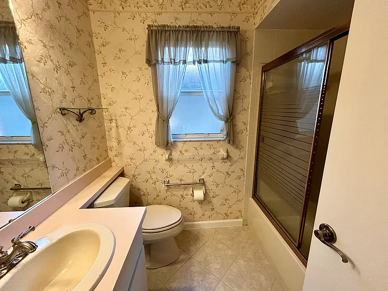 1481 Cairn Ct — Photo 13