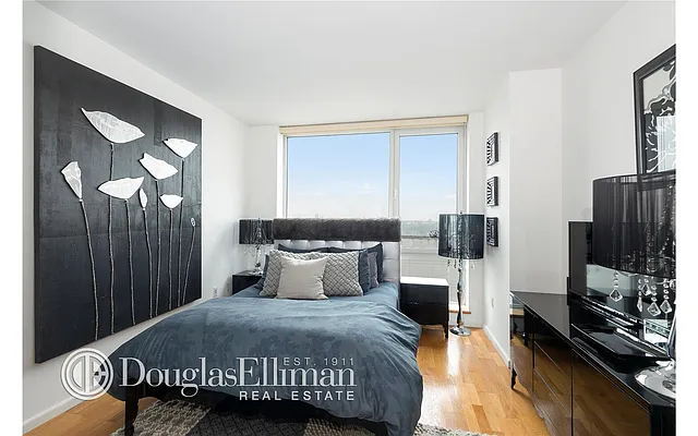 Sold by Douglas Elliman | media 4