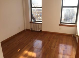2618 18th St APT 3C, Astoria, NY 11102