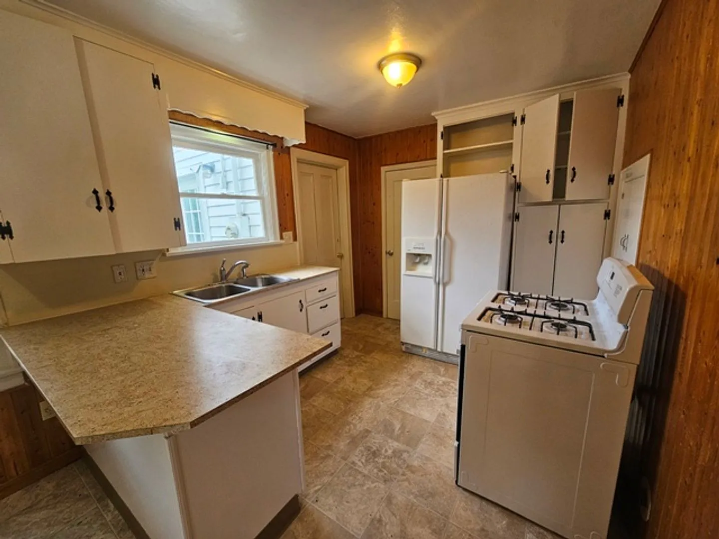 4Bd/2Ba Two Story House - Available Soon! — Photo 3