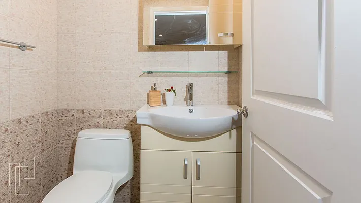 Sold by Garfield Realty  | media 11