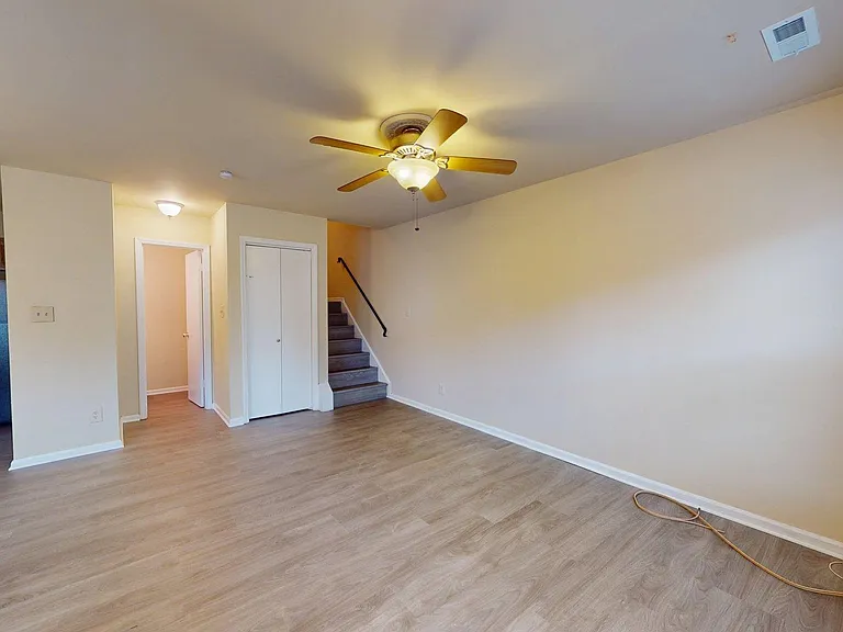 6008 Chestnut Hollow Ct — Photo 6