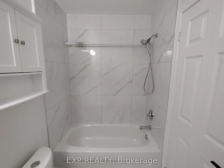 601 Adelaide St W — Photo 26