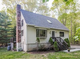 274 Nortontown Rd, Guilford, CT 06437