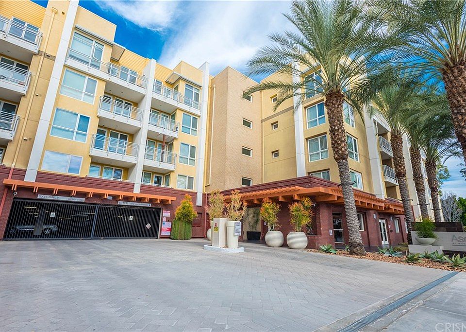 1st image of 21301 Erwin St Unit 343