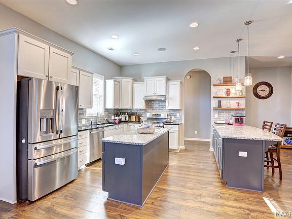 5th image of 9366 Crescent Lodge Cir