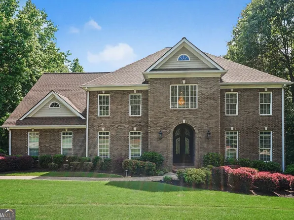 952 Ardmore Trl, Hoschton, GA 30548
