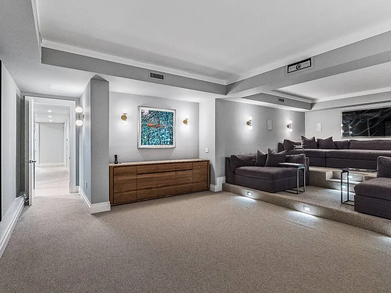 9 Holly Way — Photo 12