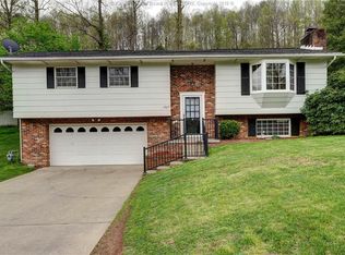 1707 Dogwood Dr, Charleston, WV