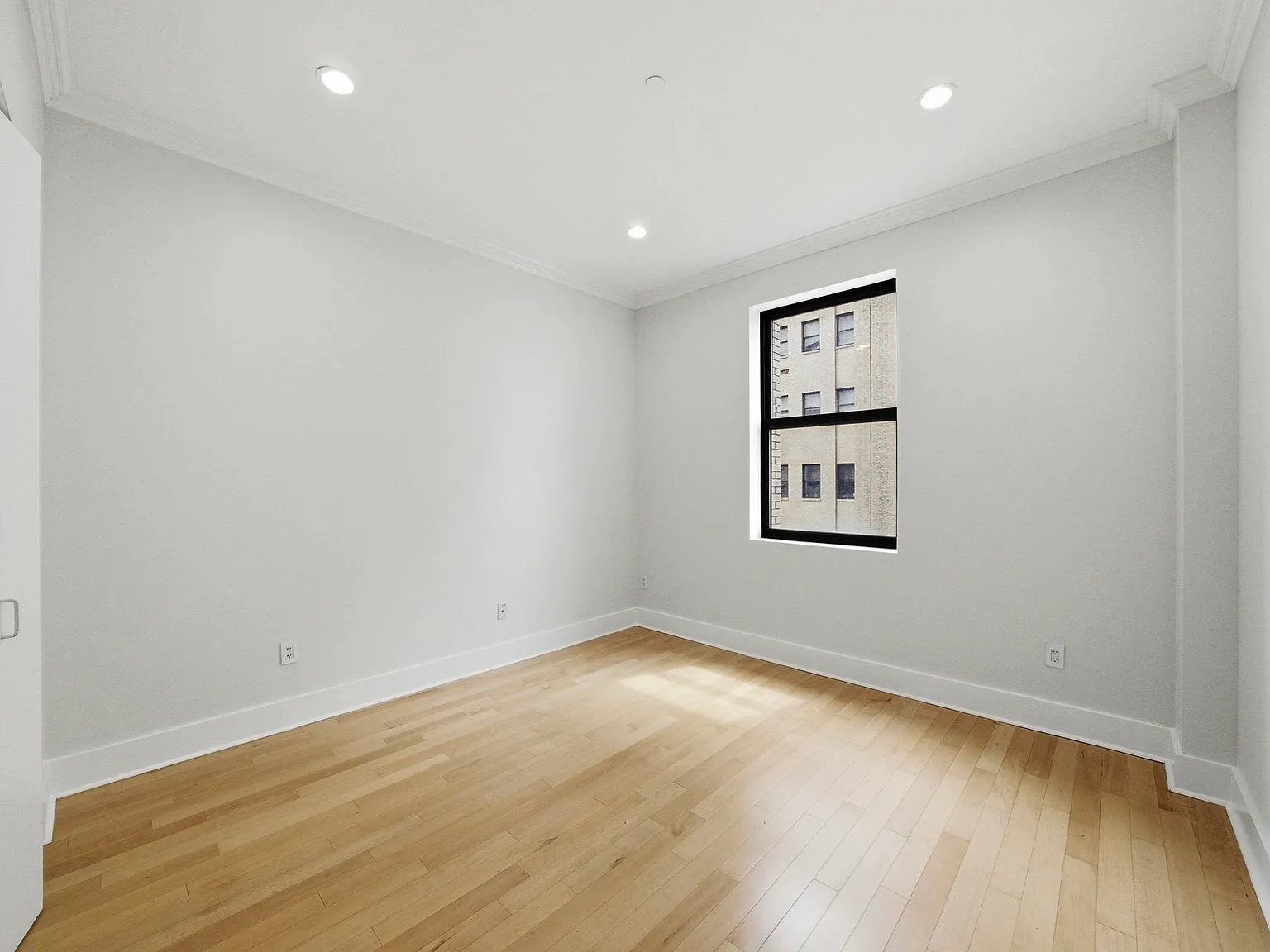 2 bed, 2.0 bath, $3,400 — Photo 3