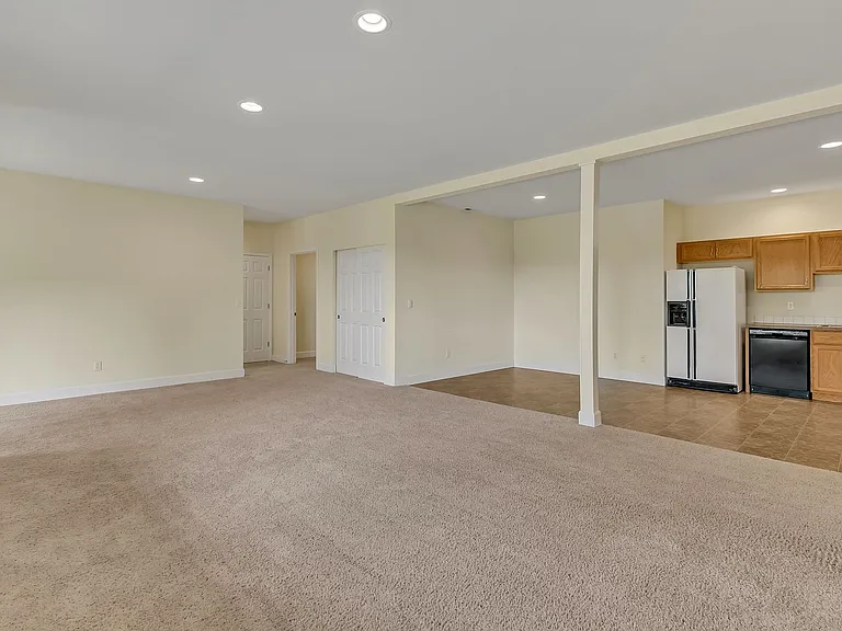 1216 S Brookside Ter — Photo 20