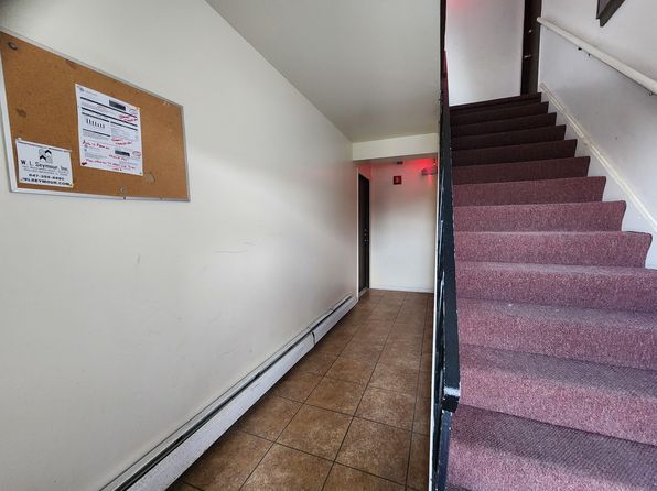 1002 Centurion Ln APT 2, Vernon Hills, IL 60061