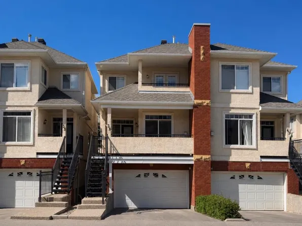 39 NW Sierra Morena Lndg SW, Calgary, AB T3H 4K3