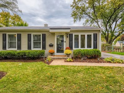 332 Glendale Rd, Buffalo Grove, IL, 60089