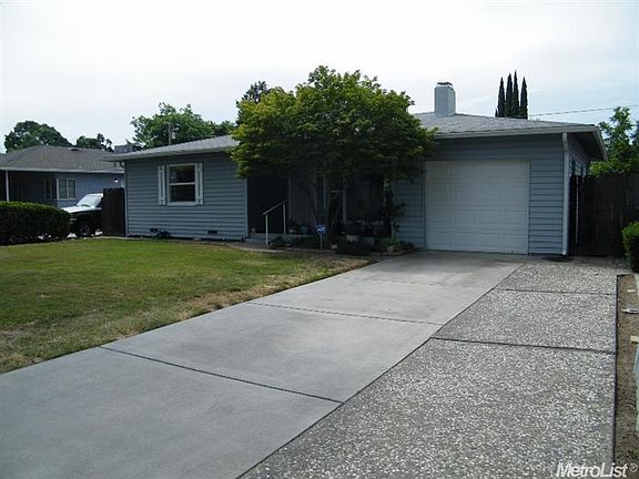 4th image of 1003 Badgley Dr