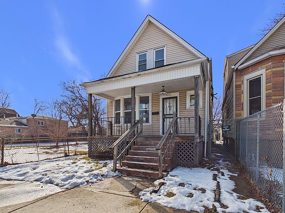 2nd image of 6206 S Winchester Ave
