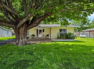 301 Riverside Drive, Kingsland, TX 78639