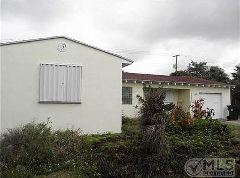 2nd image of 500 59th St