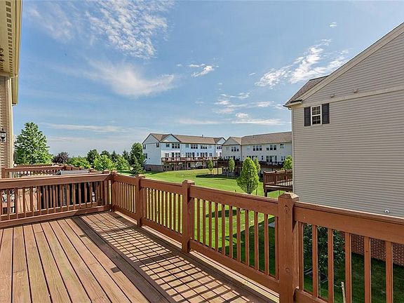 3rd image of 6365 Park Pointe Ct