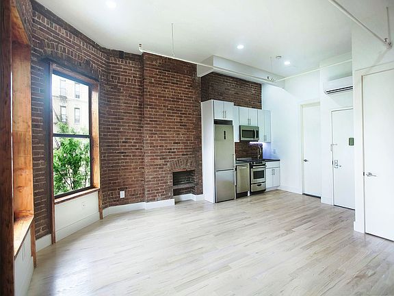 4th image of 50 Hamilton Pl #2